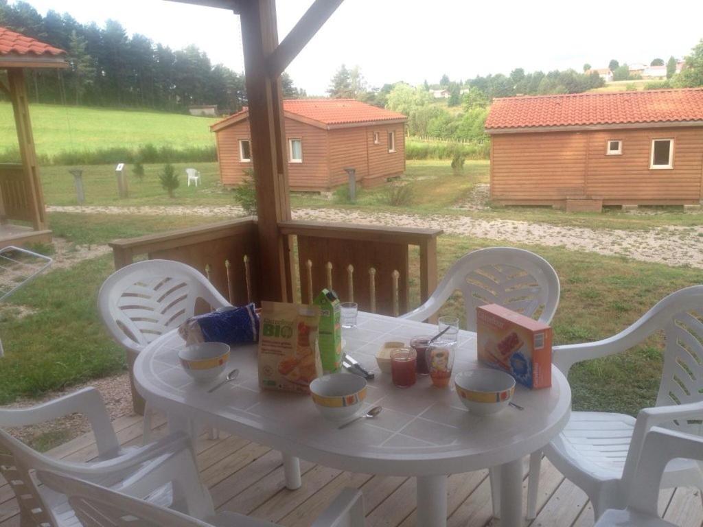 Les Chalets Du Haut-Forez Usson-en-Forez エクステリア 写真